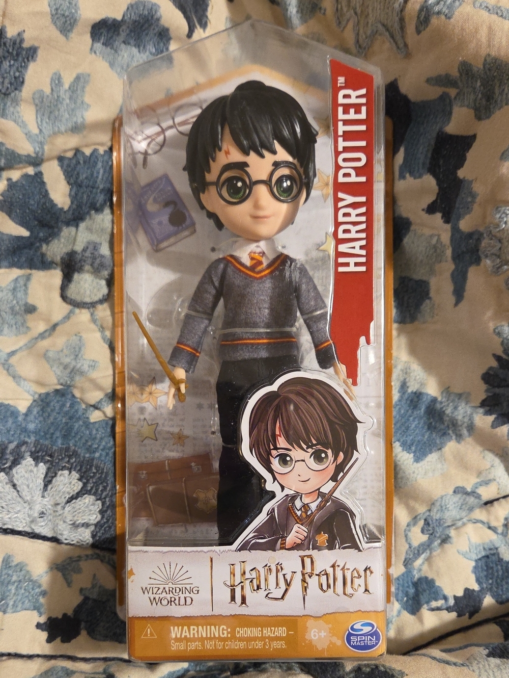 Warner Bros. HARRY POTTER Figure - Grey/Black School Uniform
